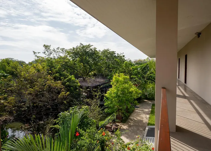 Ploen Pirom Bangkok