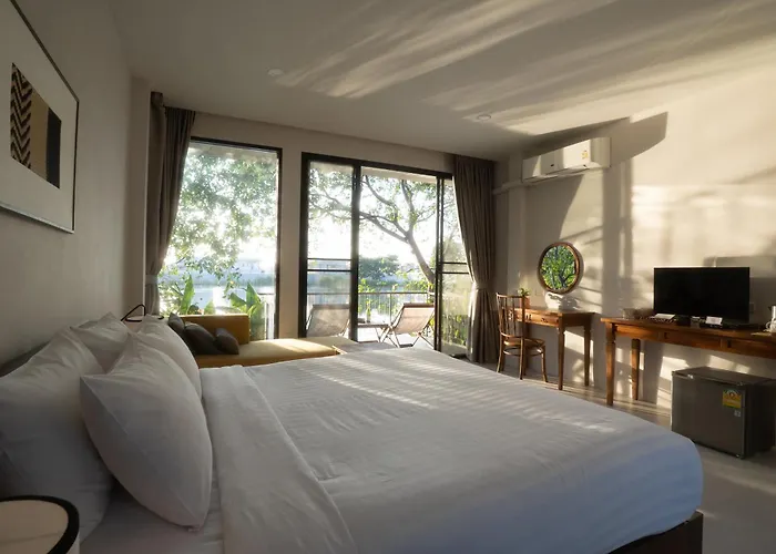 Hotel Ploen Pirom 3*