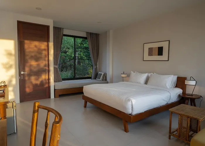 Hotel Ploen Pirom