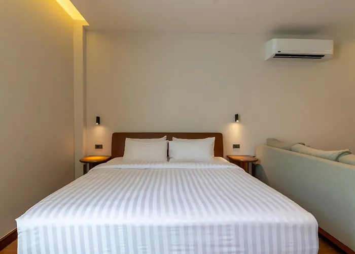Ploen Pirom Hotel