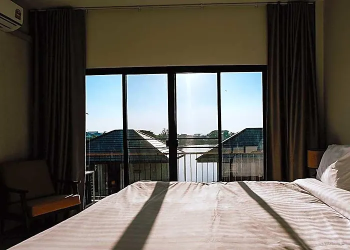 Ploen Pirom Hotel 3*